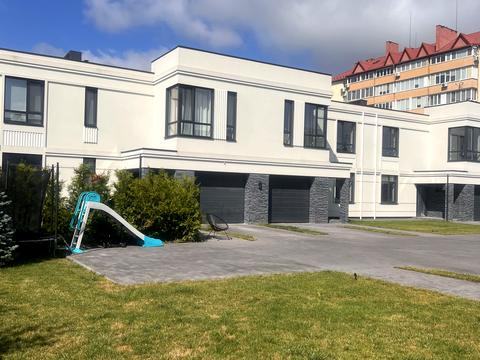 дом по адресу пгт. Чабаны, Машинобудівників ул.