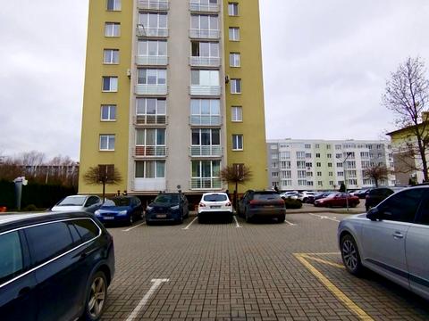 комерційна за адресою Карла Мікльоша вул., 11