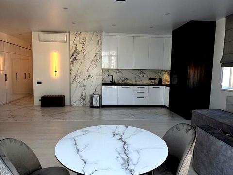 квартира за адресою Андрія Верхогляда вул. (Михайла Драгомирова), 14-А