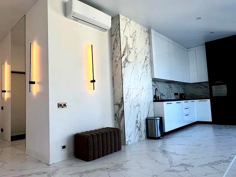 квартира за адресою Андрія Верхогляда вул. (Михайла Драгомирова), 14-А