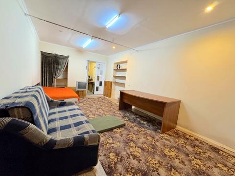 комерційна за адресою Бунина, 35