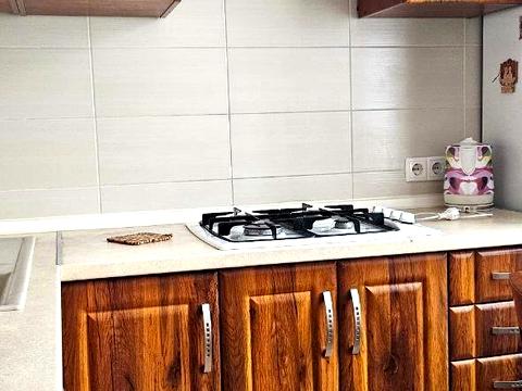 квартира за адресою Сталеварів вул., 24