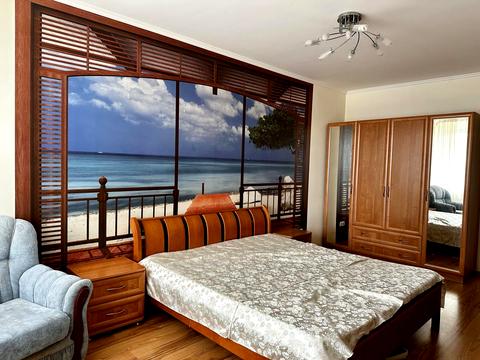 квартира за адресою Зоопаркова вул., 2