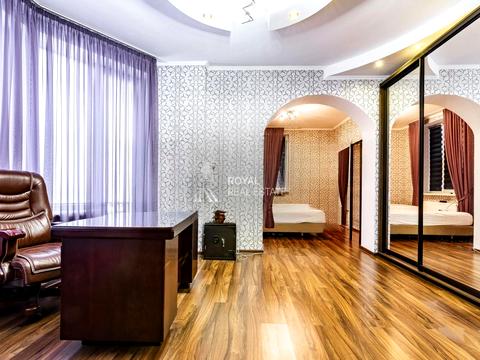 будинок за адресою Тодося Осмачки