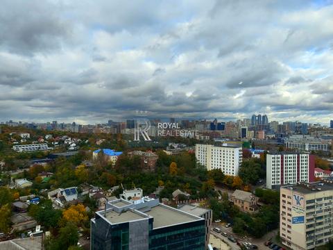 комерційна за адресою Київ, Валерія Лобановського просп. (Червонозоряний), 150-Б