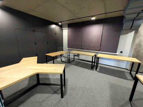 комерційна за адресою Київ, Валерія Лобановського просп. (Червонозоряний), 150-Б