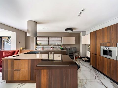 будинок за адресою Озерна вул., 2/1