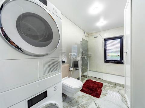 будинок за адресою Озерна вул., 2/1