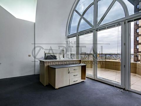 комерційна за адресою Левка Лук'яненка вул. (Маршала Тимошенка), 29