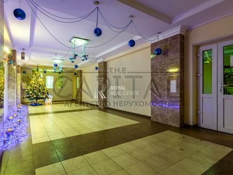 комерційна за адресою Левка Лук'яненка вул. (Маршала Тимошенка), 29