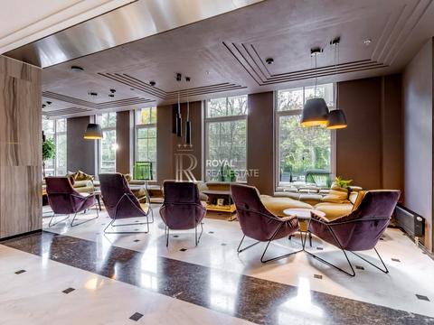 комерційна за адресою Михайла Грушевського вул., 9