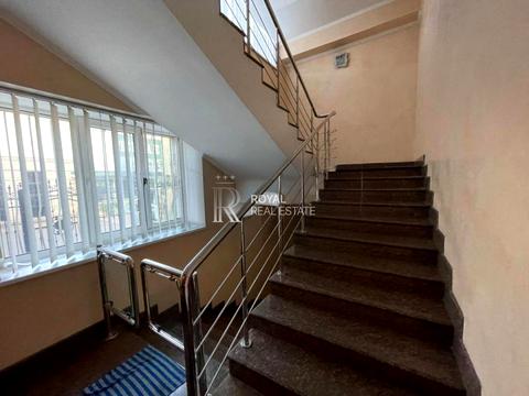 коммерческая по адресу Загоровская ул. (Багговутовская), 17-21