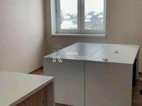 комерційна за адресою Гайова вул., 3