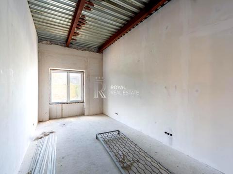 комерційна за адресою Зрошувальна вул., 5