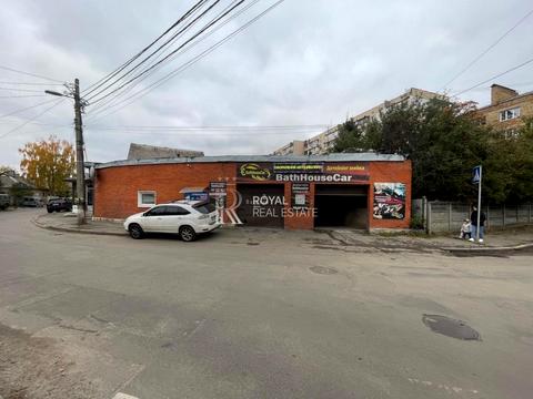 комерційна за адресою Клінічна вул., 17