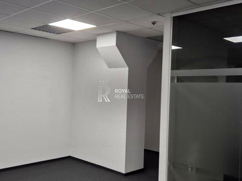 комерційна за адресою Фізкультури вул., 30-В