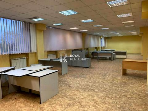 комерційна за адресою Академіка Палладіна просп., 44-А