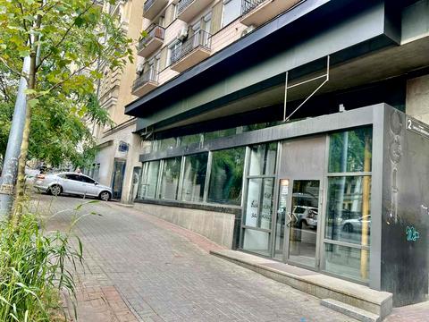 комерційна за адресою Бул. Шевченка Тараса, 2