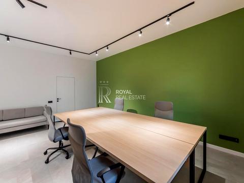 комерційна за адресою Хмельницького Богдана, 9