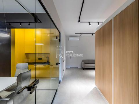 комерційна за адресою Хмельницького Богдана, 9