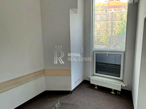 комерційна за адресою Київ, В'ячеслава Чорновола вул., 29