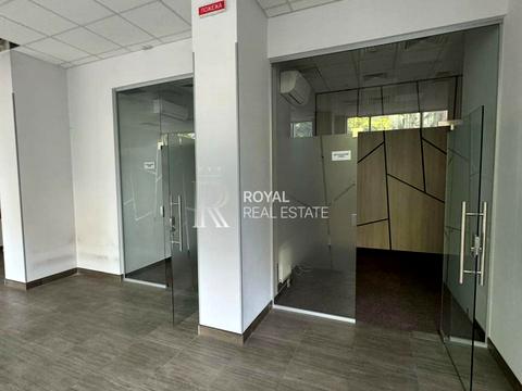 комерційна за адресою Київ, В'ячеслава Чорновола вул., 29