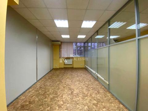 комерційна за адресою Академіка Палладіна просп., 44-А