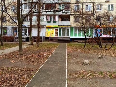 комерційна за адресою Героїв просп., 12