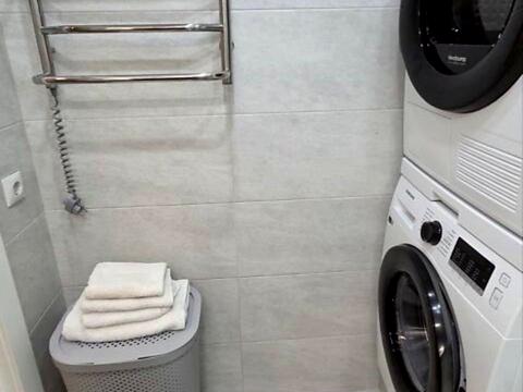 квартира за адресою Свободи просп., 1