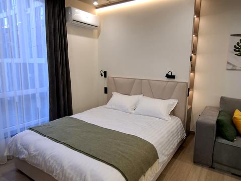 квартира за адресою Євгена Коновальця вул., 37-А