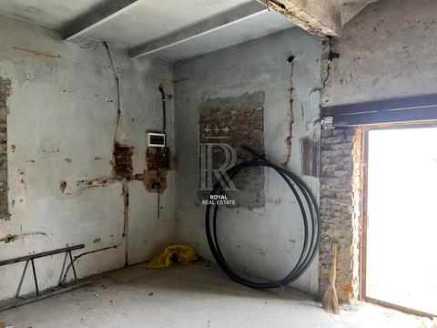 комерційна за адресою Підгірний, 20