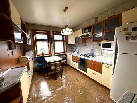 будинок за адресою 11 Лінія вул., 4