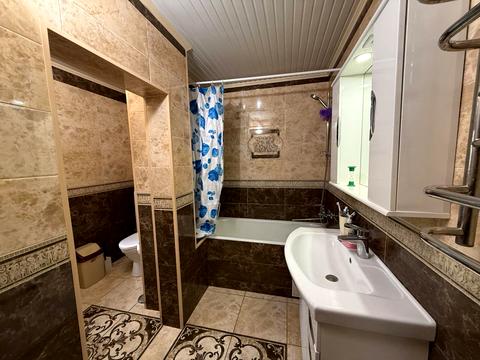 будинок за адресою 11 Лінія вул., 4