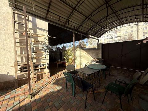 будинок за адресою 11 Лінія вул., 4