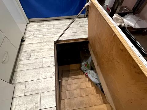 коммерческая по адресу Гоголя, 10