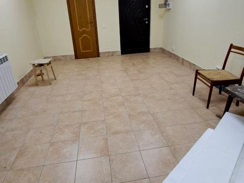 комерційна за адресою Давидчука вул., 42