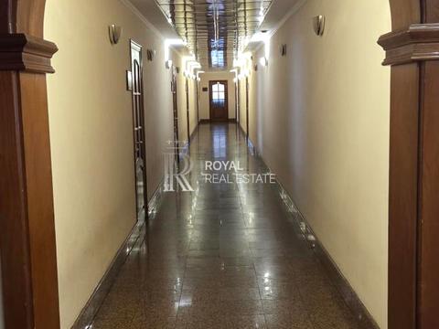 комерційна за адресою Загорівська вул. (Багговутівська), 17-21