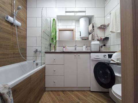 квартира за адресою Космонавтів вул., 12