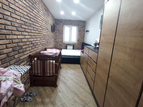 квартира за адресою Космонавтів вул., 12