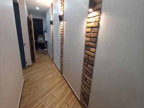 квартира за адресою Космонавтів вул., 12