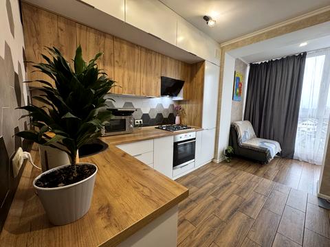 квартира за адресою Олекси Тихого пров., 4 к1