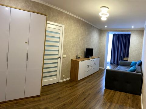 квартира за адресою Олекси Тихого пров., 4 к1