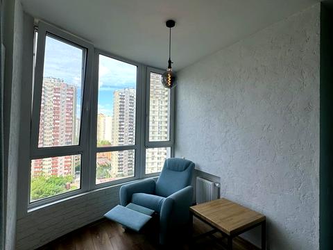 квартира за адресою Анни Ахматової вул., 22