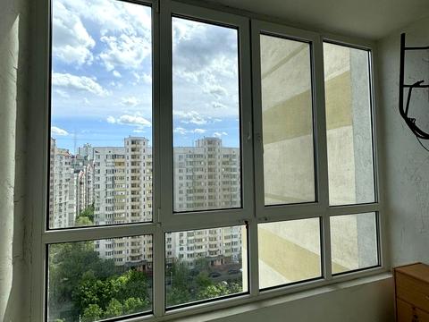 квартира за адресою Анни Ахматової вул., 22