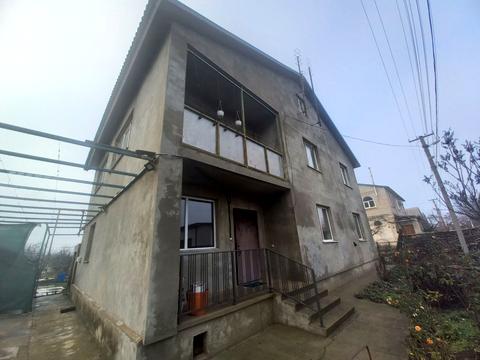 будинок за адресою Жуковського, 1