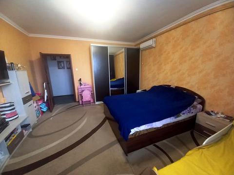 будинок за адресою Жуковського, 1