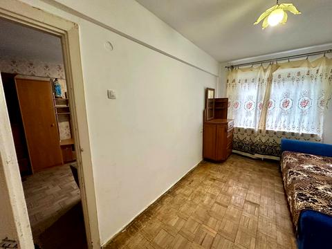 квартира по адресу Максимовича ул., 4