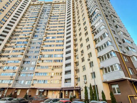 квартира за адресою Академіка Глушкова просп., 9-Д