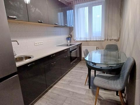 квартира за адресою Штильова вул., 1