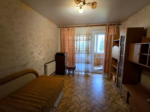 квартира за адресою Космонавтів просп., 65